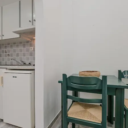 Naxian Garden Of Senses Lägenhetshotell Agia Anna (Naxos)